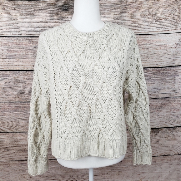 Charlotte Russe Sweaters - 🏷Charlotte Russe | Cream Knit Chunky Sweater S